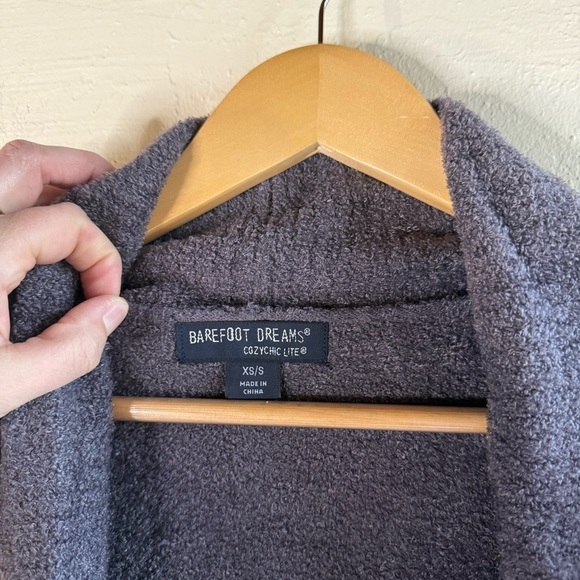 Barefoot Dreams CozyChic Lite Purple Circle Cardigan
Size XS/S - Picture 3 of 7